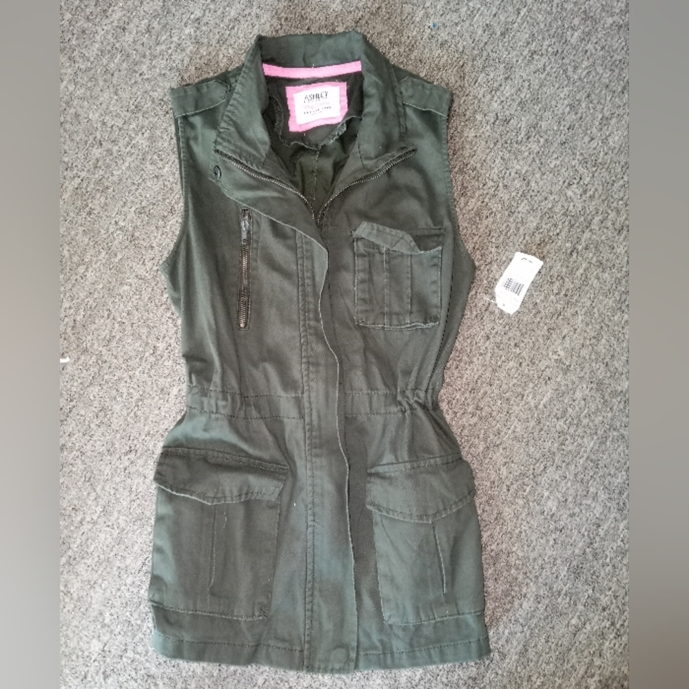 Ashley by 26 international olive green vest